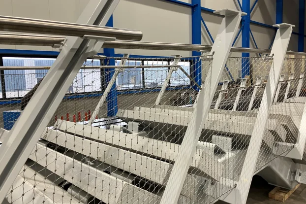 Pedestrian bridge Royal FloraHolland Kampstaal