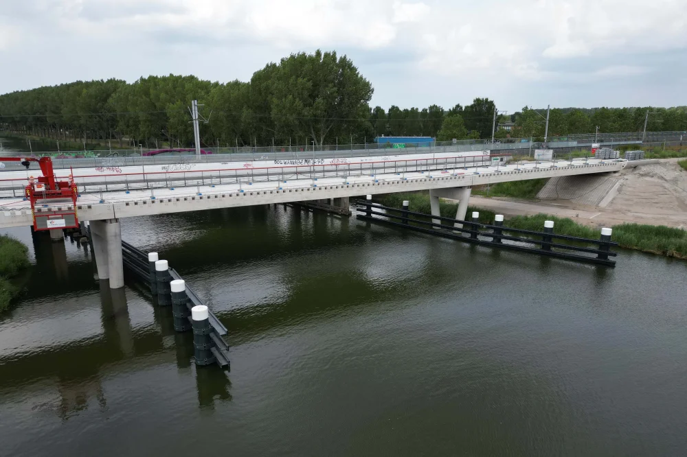 Fendering Spoorbaanpad Almere