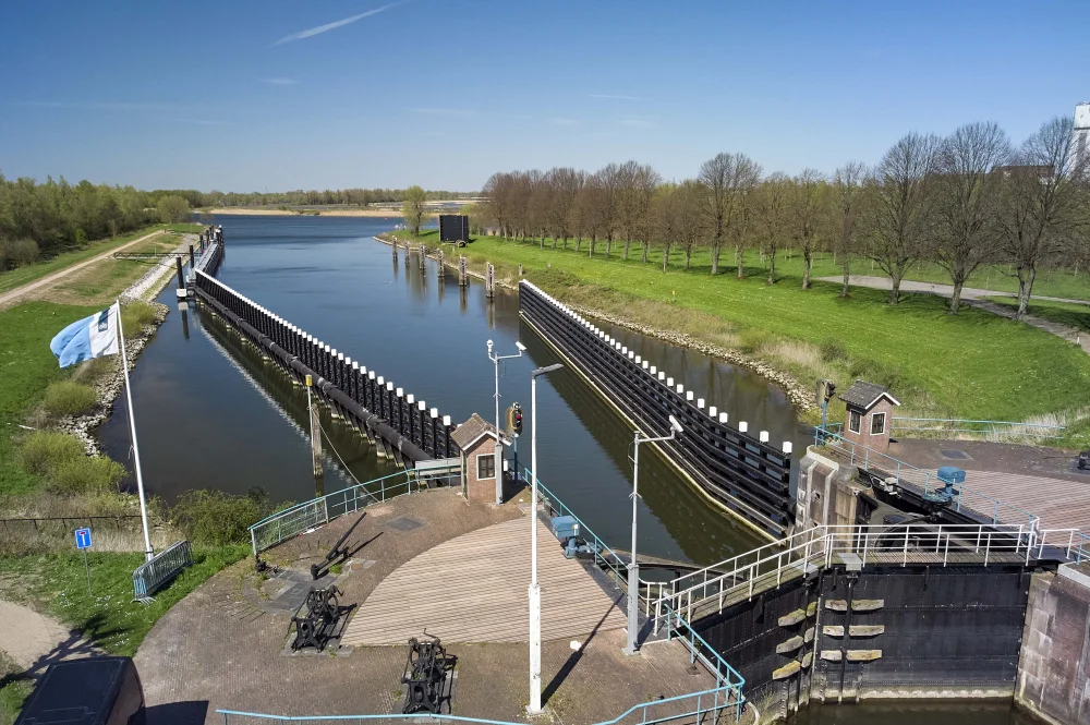 TruSteel Infra - Nauta Heeg - Fendering and guideways, Mark sluice – Markkanaal