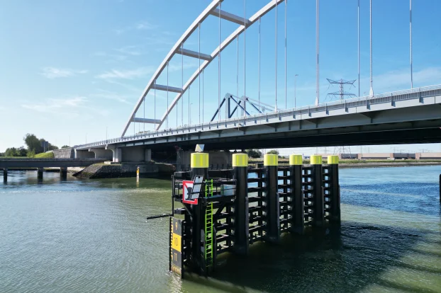 Fendering_Maasvlakte_Hartelkanaal_Nauta_Heeg