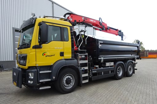 Two- and three-sided tippers