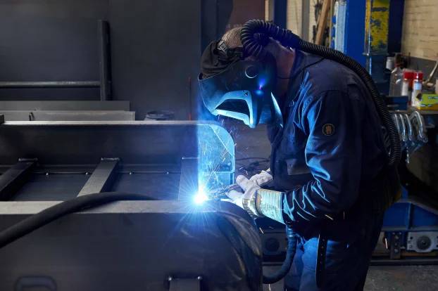 Welding Tipper Vossebelt