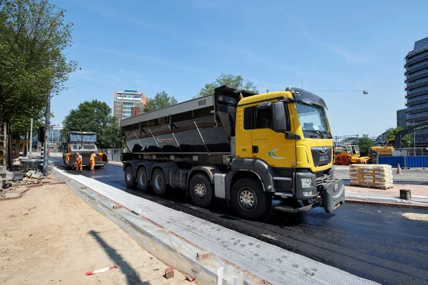 Horizontal unloading Beltloader Vossebelt Millenaar van Schaik