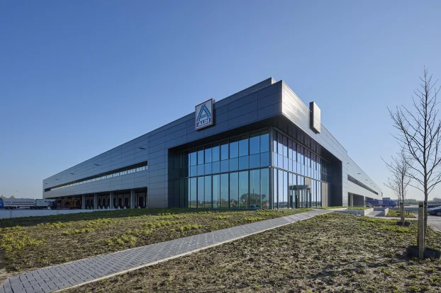 Aldi distribution centre Westpoort Groningen Kamplacon