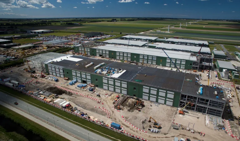 Data centres Kampstaal and Kamplacon