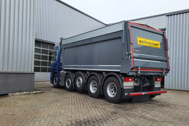 Tipper Jan Bakker Transport Vossebelt